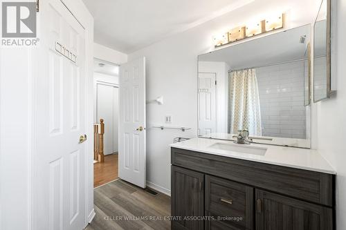 129 Cheltenham Road, Barrie (Georgian Drive), ON - Indoor Photo Showing Bathroom