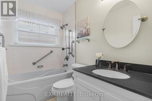 2 Guernsey Drive, Toronto, ON - Indoor Photo Showing Bathroom