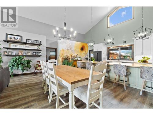 515 Dogwood Avenue, Sicamous, BC - Indoor Photo Showing Dining Room