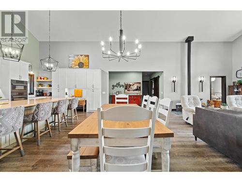 515 Dogwood Avenue, Sicamous, BC - Indoor Photo Showing Dining Room