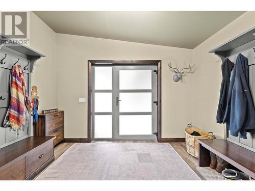 515 Dogwood Avenue, Sicamous, BC - Indoor