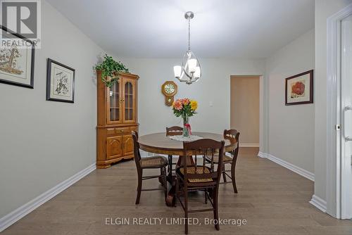 22 Fairview Avenue, St. Thomas, ON - Indoor Photo Showing Dining Room