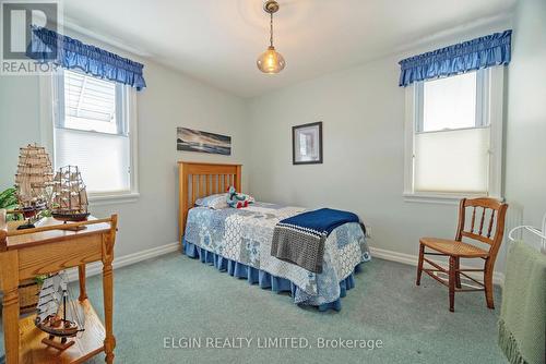 22 Fairview Avenue, St. Thomas, ON - Indoor Photo Showing Bedroom