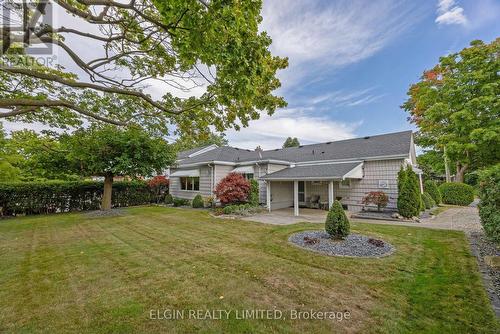 22 Fairview Avenue, St. Thomas, ON - Outdoor With Deck Patio Veranda