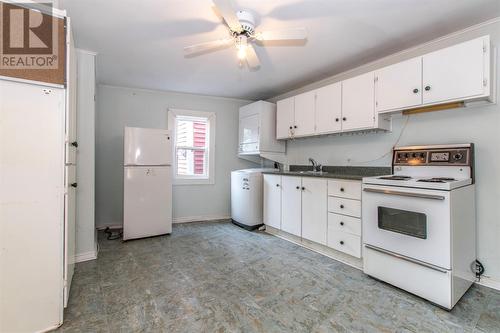 9 Cookstown Road, St. John'S, NL - Indoor Photo Showing Kitchen