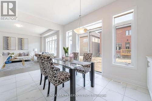 38 Duxbury Road, Brampton, ON - Indoor Photo Showing Dining Room