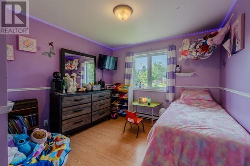 17 Sunset Street, St. John'S, NL - Indoor Photo Showing Bedroom