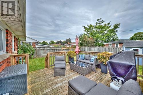 5985 Scott Street, Niagara Falls, ON - Outdoor With Deck Patio Veranda With Exterior