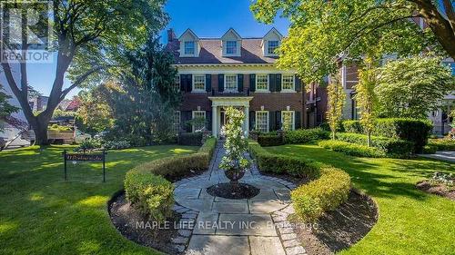 11 Dewbourne Avenue, Toronto (Forest Hill South), ON - Outdoor With Facade