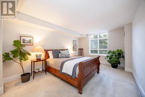 303 - 75 York Mills Road, Toronto (Bridle Path-Sunnybrook-York Mills), ON - Indoor Photo Showing Bedroom