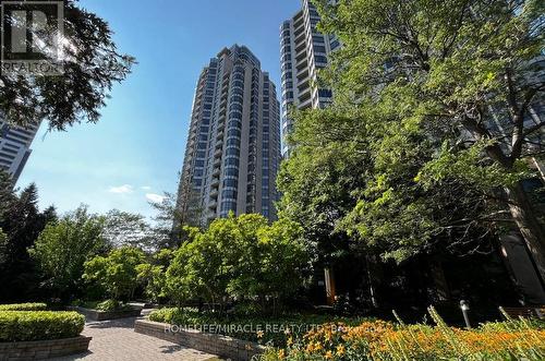 2204 - 5 Northtown Way, Toronto (Willowdale East), ON - Outdoor