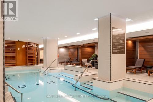 1124 - 39 Queens Quay E, Toronto (Waterfront Communities), ON - Indoor Photo Showing Other Room With In Ground Pool