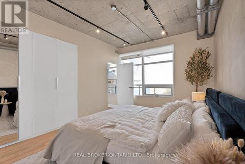 603 - 42 Camden Street, Toronto, ON - Indoor Photo Showing Bedroom