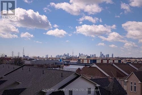 516 - 35 Brian Peck Crescent, Toronto (Thorncliffe Park), ON - Outdoor With View