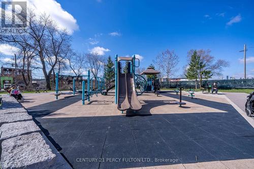 516 - 35 Brian Peck Crescent, Toronto (Thorncliffe Park), ON - Outdoor