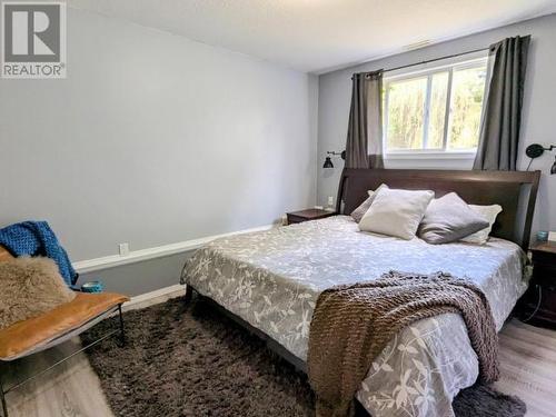 5395 Yukon Ave, Powell River, BC - Indoor Photo Showing Bedroom