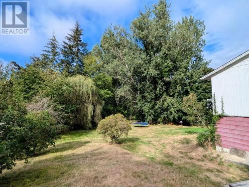 5395 Yukon Ave, Powell River, BC - Outdoor