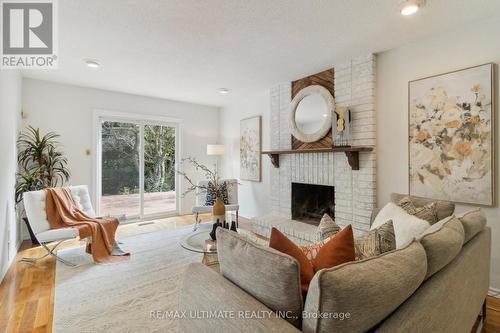 27 Blackwell Court, Markham, ON - Indoor Photo Showing Living Room With Fireplace