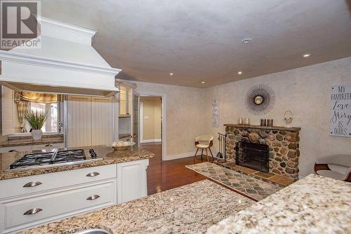 2301 Bennington Gate, Oakville (Eastlake), ON - Indoor With Fireplace