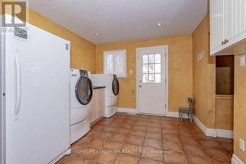 2301 Bennington Gate, Oakville (Eastlake), ON - Indoor Photo Showing Laundry Room