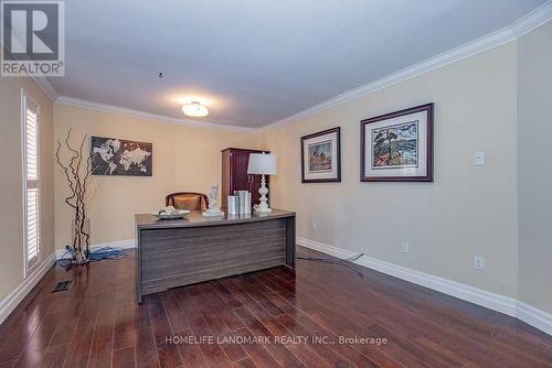 2301 Bennington Gate, Oakville (Eastlake), ON - Indoor