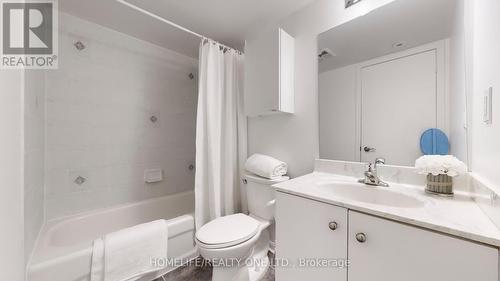 Th#914 - 16 Laidlaw Street, Toronto (South Parkdale), ON - Indoor Photo Showing Bathroom