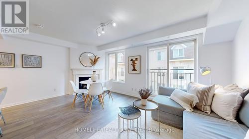 Th#914 - 16 Laidlaw Street, Toronto (South Parkdale), ON - Indoor Photo Showing Living Room