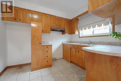 328 Hullmar Drive, Toronto (Black Creek), ON - Indoor Photo Showing Kitchen