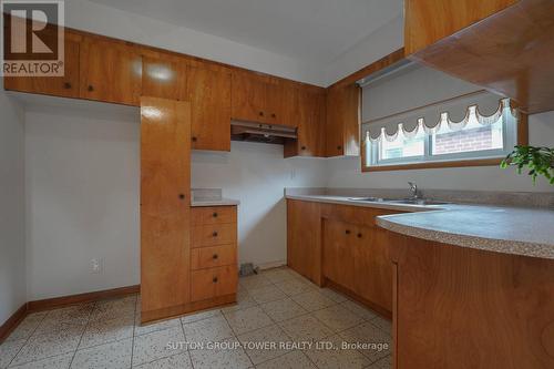 328 Hullmar Drive, Toronto (Black Creek), ON - Indoor Photo Showing Kitchen With Double Sink