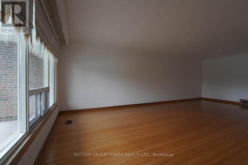 328 Hullmar Drive, Toronto (Black Creek), ON - Indoor Photo Showing Other Room