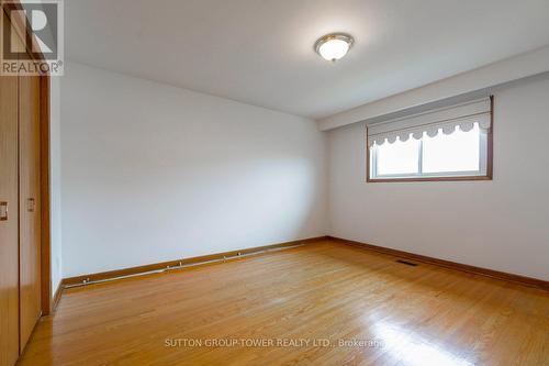 328 Hullmar Drive, Toronto, ON - Indoor Photo Showing Other Room