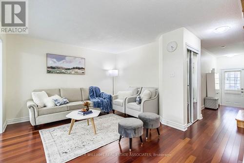 75 - 5525 Palmerston Crescent, Mississauga, ON - Indoor Photo Showing Living Room