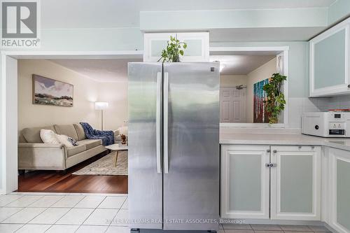 75 - 5525 Palmerston Crescent, Mississauga, ON - Indoor Photo Showing Kitchen With Double Sink