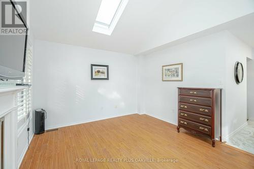 2873 Cartwright Crescent, Mississauga, ON - Indoor Photo Showing Other Room