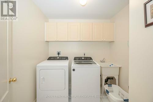 2873 Cartwright Crescent, Mississauga, ON - Indoor Photo Showing Laundry Room