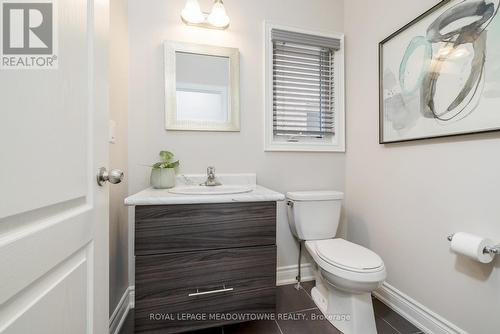 27 Gruenwald Gate, Brampton (Bram West), ON - Indoor Photo Showing Bathroom