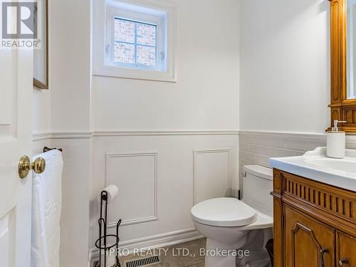 505 Mallorytown Avenue, Mississauga, ON - Indoor Photo Showing Bathroom