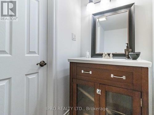 505 Mallorytown Avenue, Mississauga (Hurontario), ON - Indoor Photo Showing Bathroom