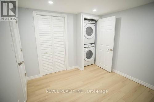 415 Chatham Street, Brantford, ON - Indoor Photo Showing Laundry Room