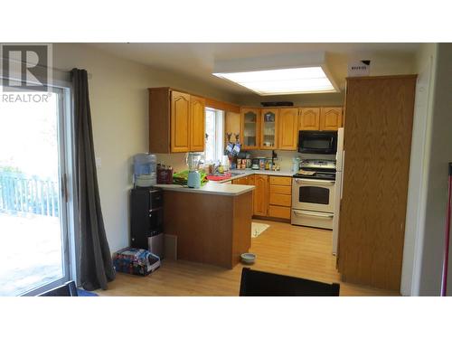 531 Dixon Street, Quesnel, BC - Indoor Photo Showing Kitchen