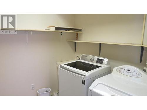 531 Dixon Street, Quesnel, BC - Indoor Photo Showing Laundry Room