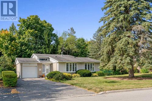 152 Elmore Drive, Halton Hills (Acton), ON - Outdoor With Facade