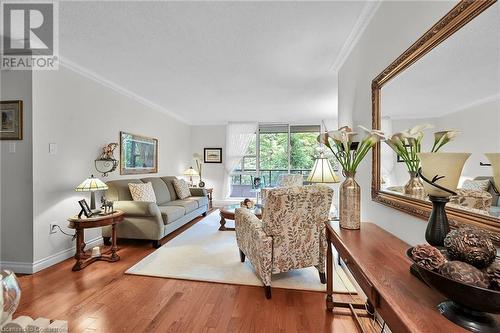 1968 Main Street W Unit# 401, Hamilton, ON - Indoor Photo Showing Living Room