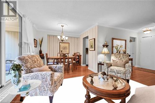 1968 Main Street W Unit# 401, Hamilton, ON - Indoor Photo Showing Living Room