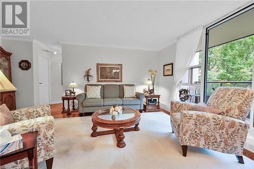 1968 Main Street W Unit# 401, Hamilton, ON - Indoor Photo Showing Living Room