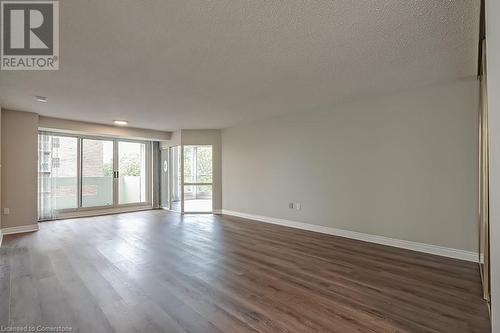 1237 North Shore Boulevard E Unit# 407, Burlington, ON - Indoor