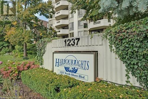 1237 North Shore Boulevard E Unit# 407, Burlington, ON - Outdoor With Balcony