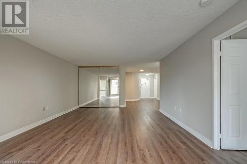 1237 North Shore Boulevard E Unit# 407, Burlington, ON - Indoor Photo Showing Other Room