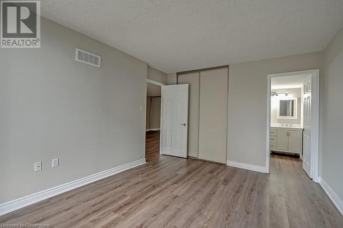 1237 North Shore Boulevard E Unit# 407, Burlington, ON - Indoor Photo Showing Other Room