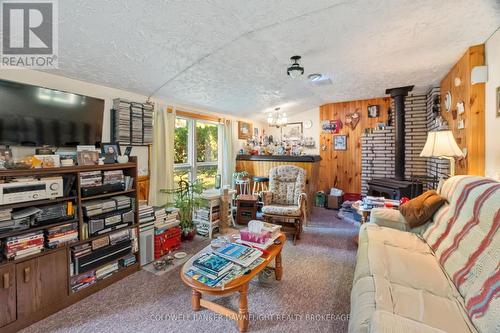 26 Marlborough Street, West Perth (65 - Town Of Mitchell), ON - Indoor Photo Showing Living Room